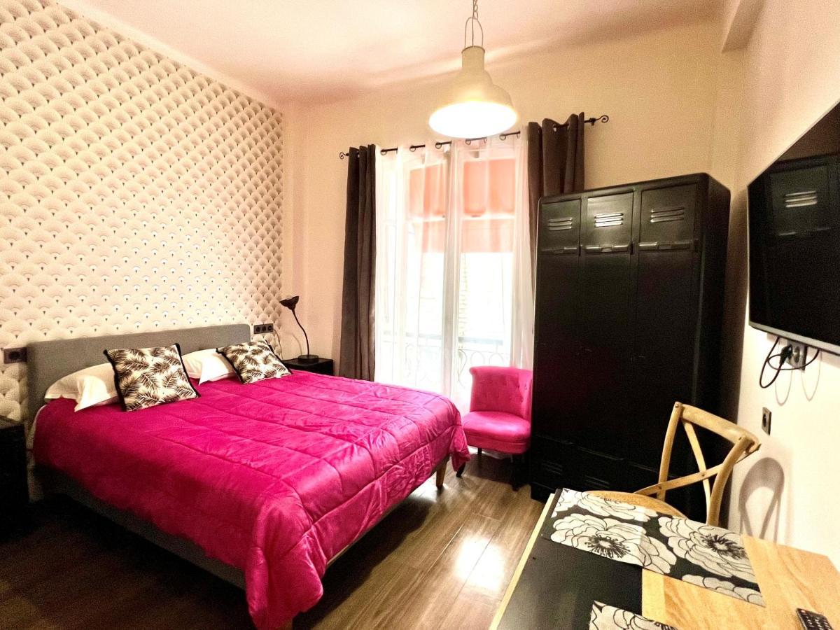 Azur City Hotel Nice Bagian luar foto
