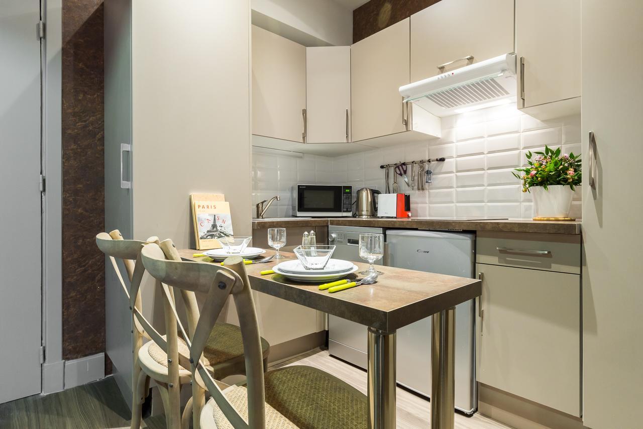 Azur City Hotel Nice Bagian luar foto