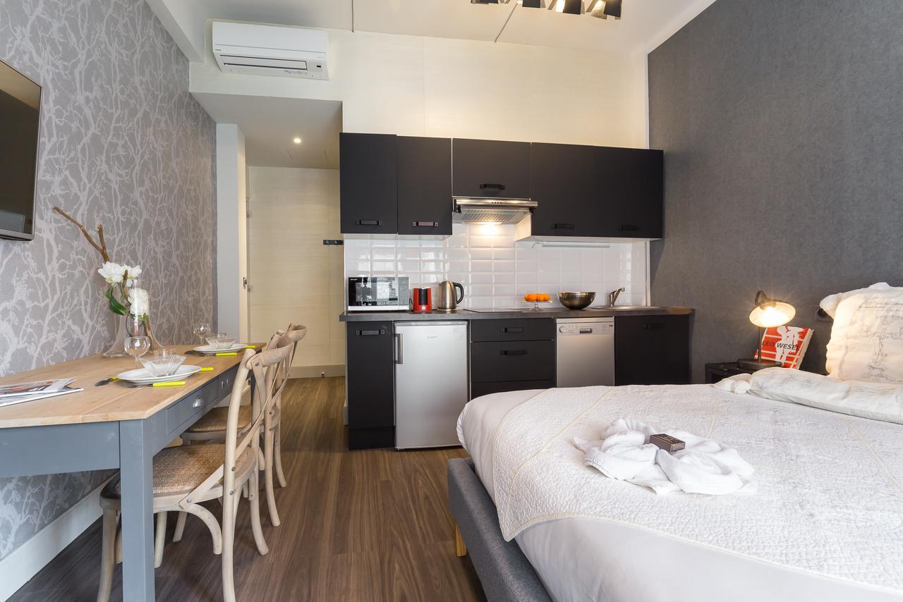 Azur City Hotel Nice Bagian luar foto