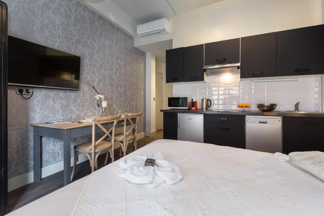 Azur City Hotel Nice Bagian luar foto